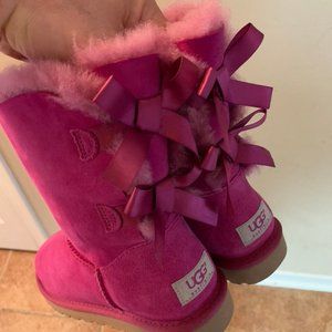NWOT Pink UGG BAILEY BOW II BOOT Size 6
